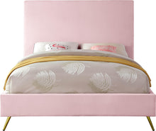 Load image into Gallery viewer, Jasmine Pink Velvet Queen Bed
