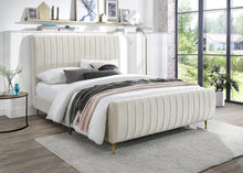 Load image into Gallery viewer, Zara Cream Velvet King Bed (3 Boxes)
