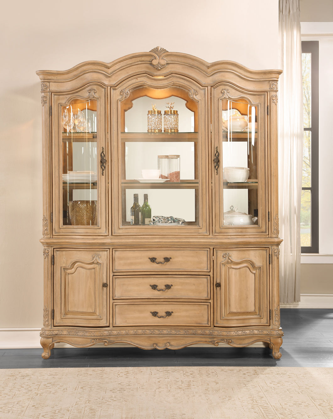 Teagan Oak Hutch & Buffet