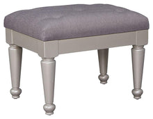 Load image into Gallery viewer, Coralayne - Upholstered Stool (1/cn) image
