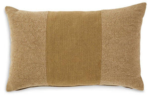 Dovinton Honey Pillow (Set of 4) image