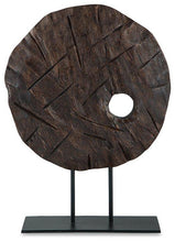 Load image into Gallery viewer, Dashburn Brown/Black Sculpture image
