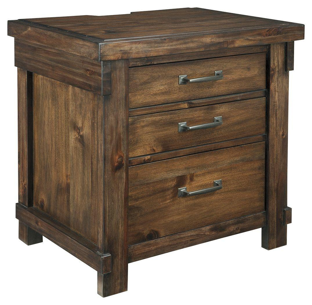 Lakeleigh - hree Drawer Night Stand image