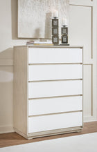 Load image into Gallery viewer, Wendora Chest of Drawers image
