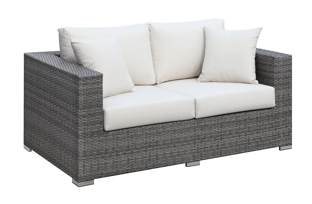 SOMANI Light Gray Wicker/Ivory Cushion Love Seat w/ 2 Pillows