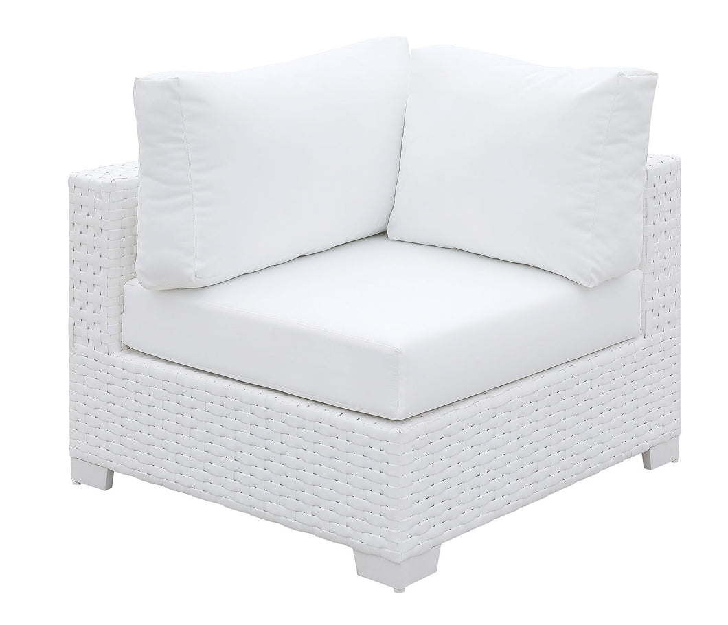 Somani White Wicker/White Cushion Corner Chair