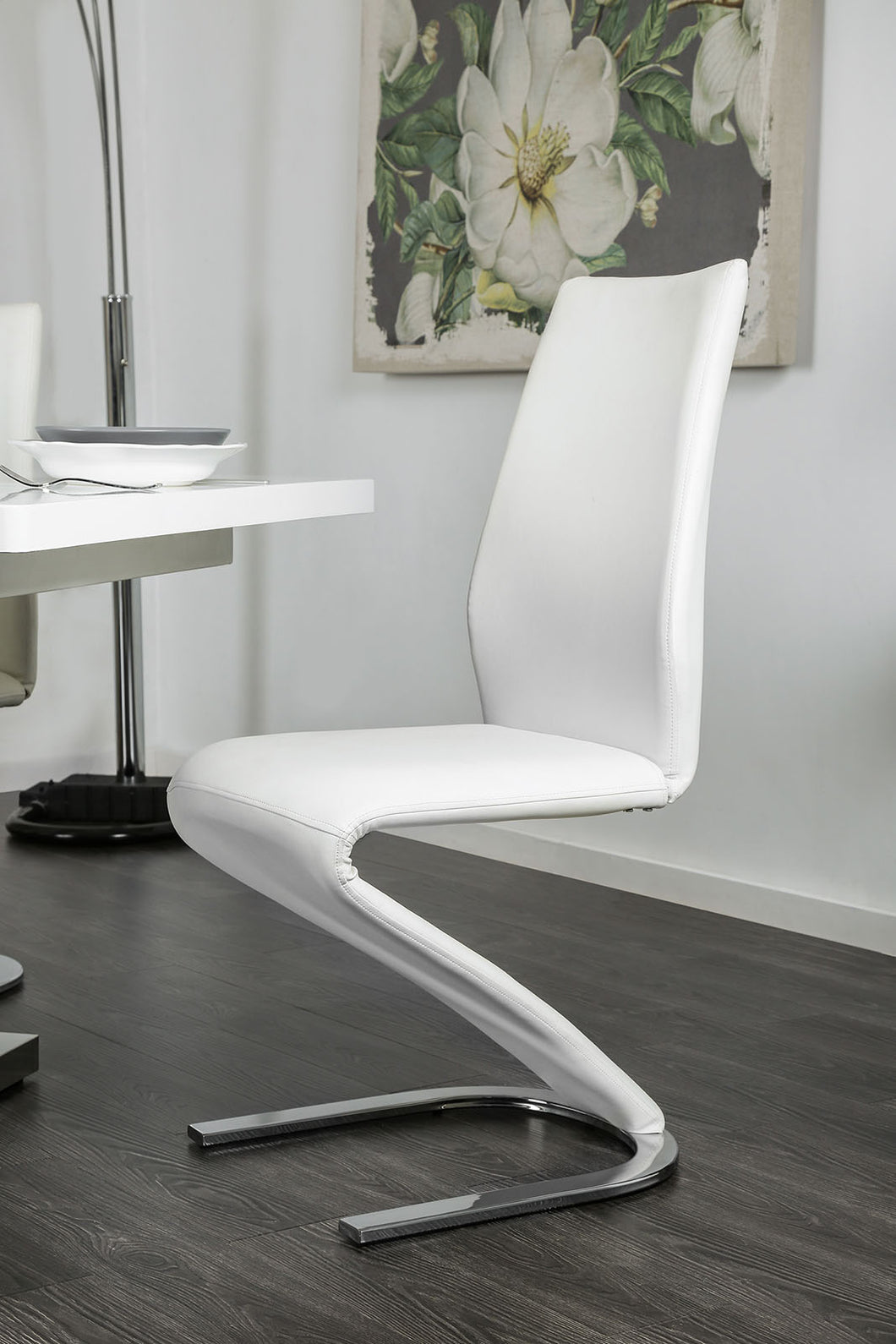 Midvale White/Chrome Side Chair (2/CTN)