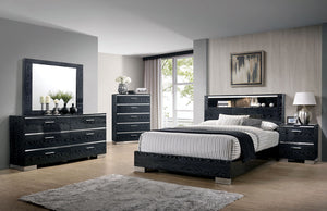 Malte Black 5 Pc. Queen Bedroom Set w/ Chest