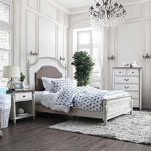 Hesperia Antique White E.King Bed