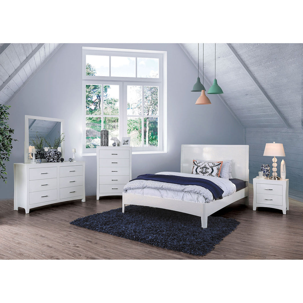 Deanne White 4 Pc. Queen Bedroom Set